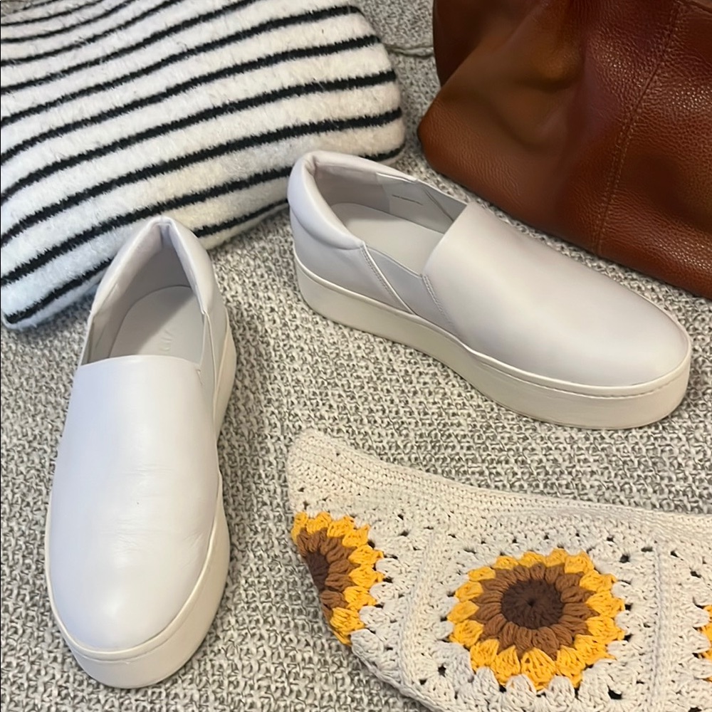 Vince White Slip-On Warren Platform Leather Sneakers Minimalist Design Sz 6.5